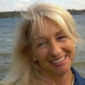 Meet your Posher, Janita